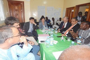 Une délégation de l’Union européenne visite l’association Main dans la Main [PhotoReportage] 