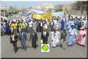 Joyeuse fête, joyeuses misères