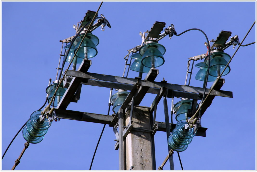 Ould Khaled : Des travaux sont en cours pour réduire les coupures d'électricité au niveau de Nouakchott