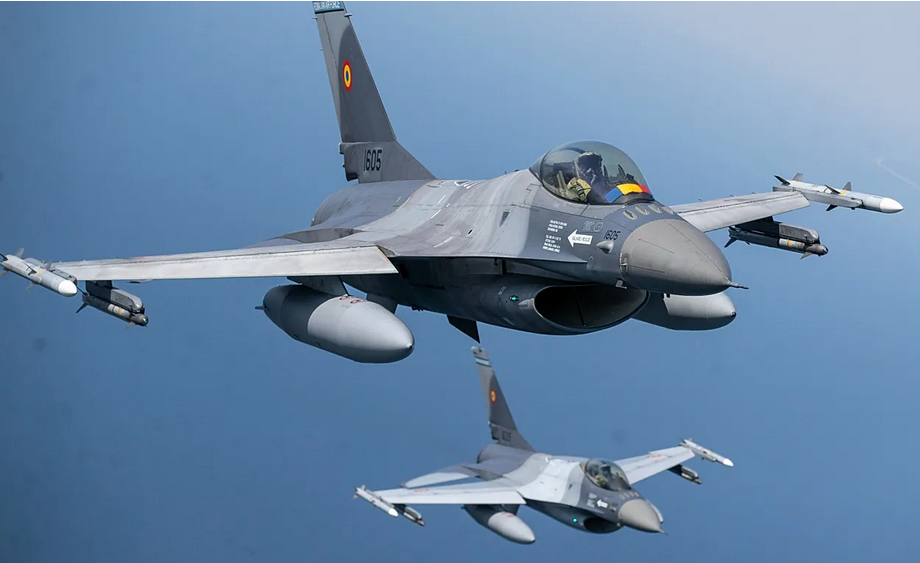 La Roumanie en alerte après qu'un drone russe a violé son espace aérien 