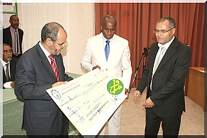 Remise de prix aux lauréats du concours d'architecture pour la conception de la Grande Mosquée de Nouakchott 