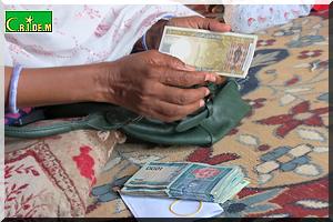 Kadiata Malick Diallo récolte 112.800 UM pour la famille de Vatimétou Cheikh H’mar [PhotoReportage]