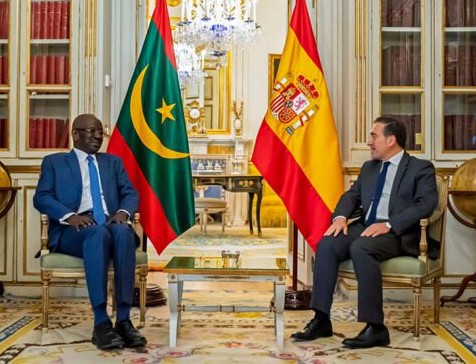 Le ministre des Affaires étrangères s’entretient avec son homologue espagnol