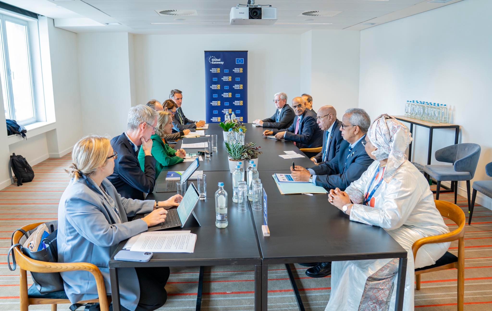 Le président de la République s’entretient avec la présidente de la Banque européenne d’Investissement