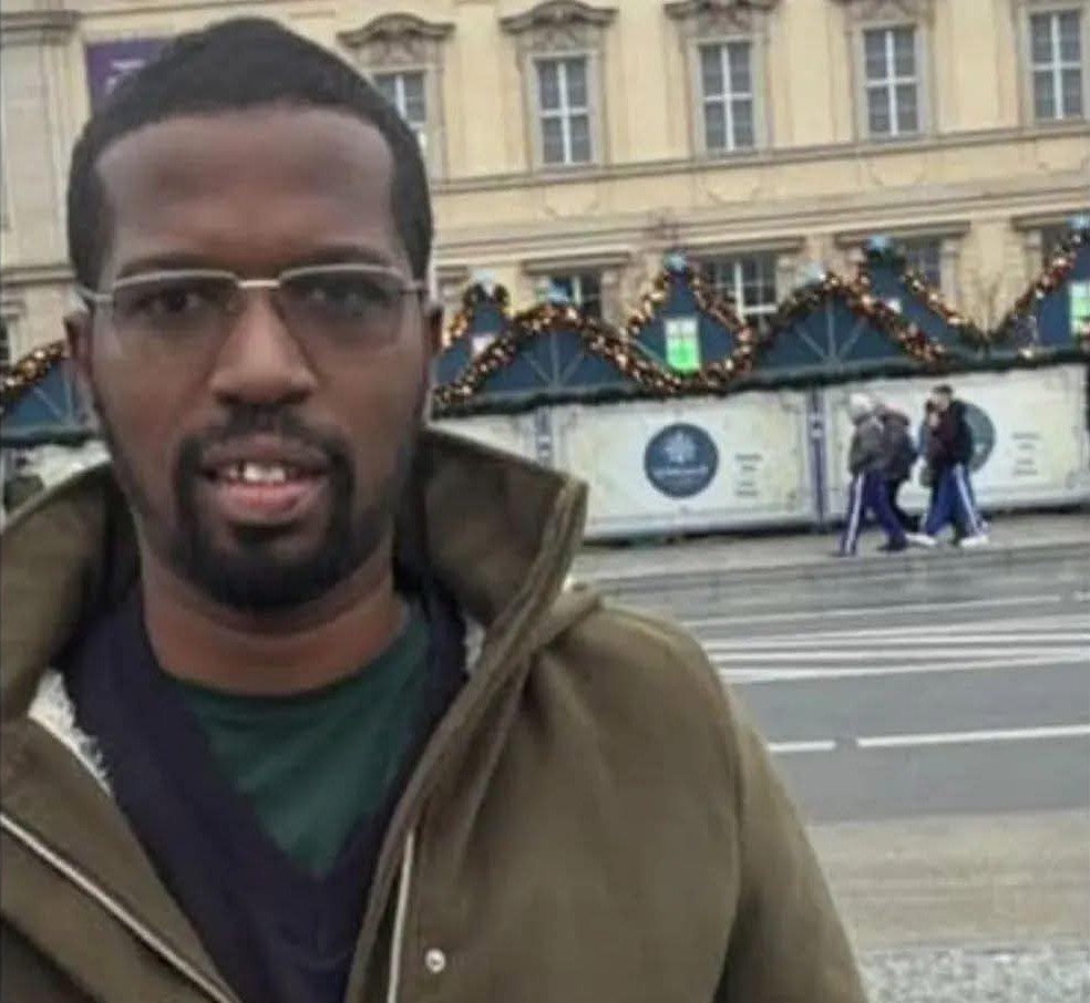 Ibrahima Ba signe et persiste : je suis bel et bien l’auteur de mon témoignage