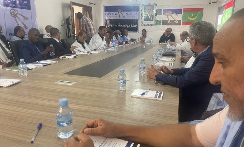 Déjeuner-contact avec la presse : le parti Islah ouvre un débat introspectif et réaffirme son ancrage politique