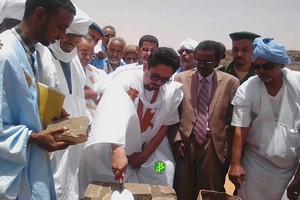 Le ministre de la culture supervise la cérémonie de pose de la première pierre pour la réhabilitation de l'ancien quartier de Rachid 