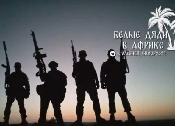 Mali: des vétérans de Wagner narrent leurs crimes et s'en prennent aux militaires maliens