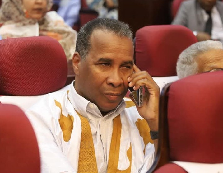 « Le Théâtre des Ombres » : Le journaliste Moussa Samba Sy publie son premier roman