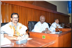 Le Sénat adopte le projet de loi portant Contrat-Programme pour l'entretien de Voiries urbaines